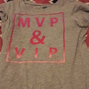 I am selling a shirt